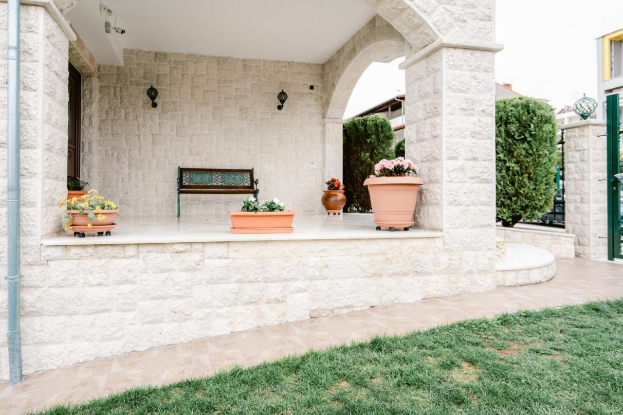 Veria Panorama Luxury Suite With Garden. Buitenkant foto